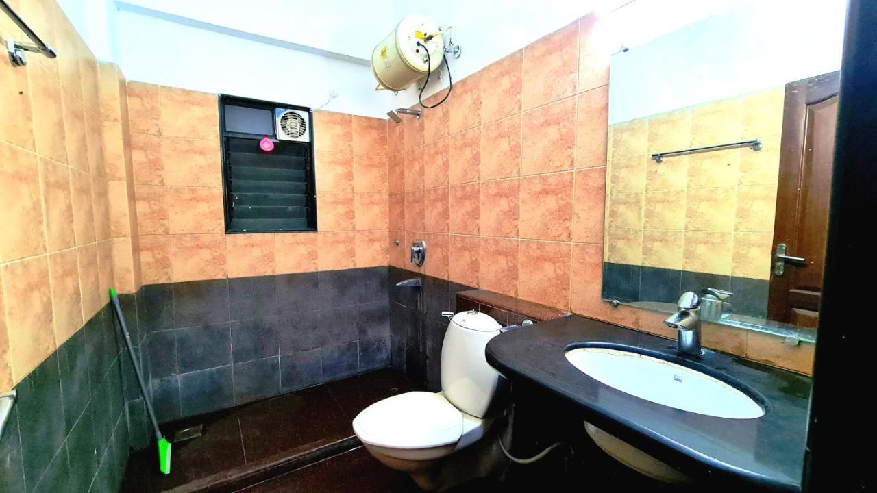 Lifespace- Spacious Hostel In A Luxurious Villa Pune Exteriör bild