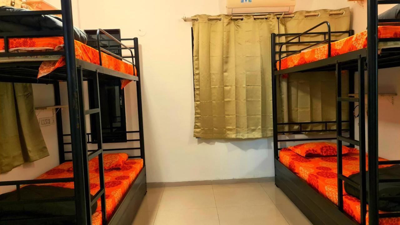 Lifespace- Spacious Hostel In A Luxurious Villa Pune Exteriör bild