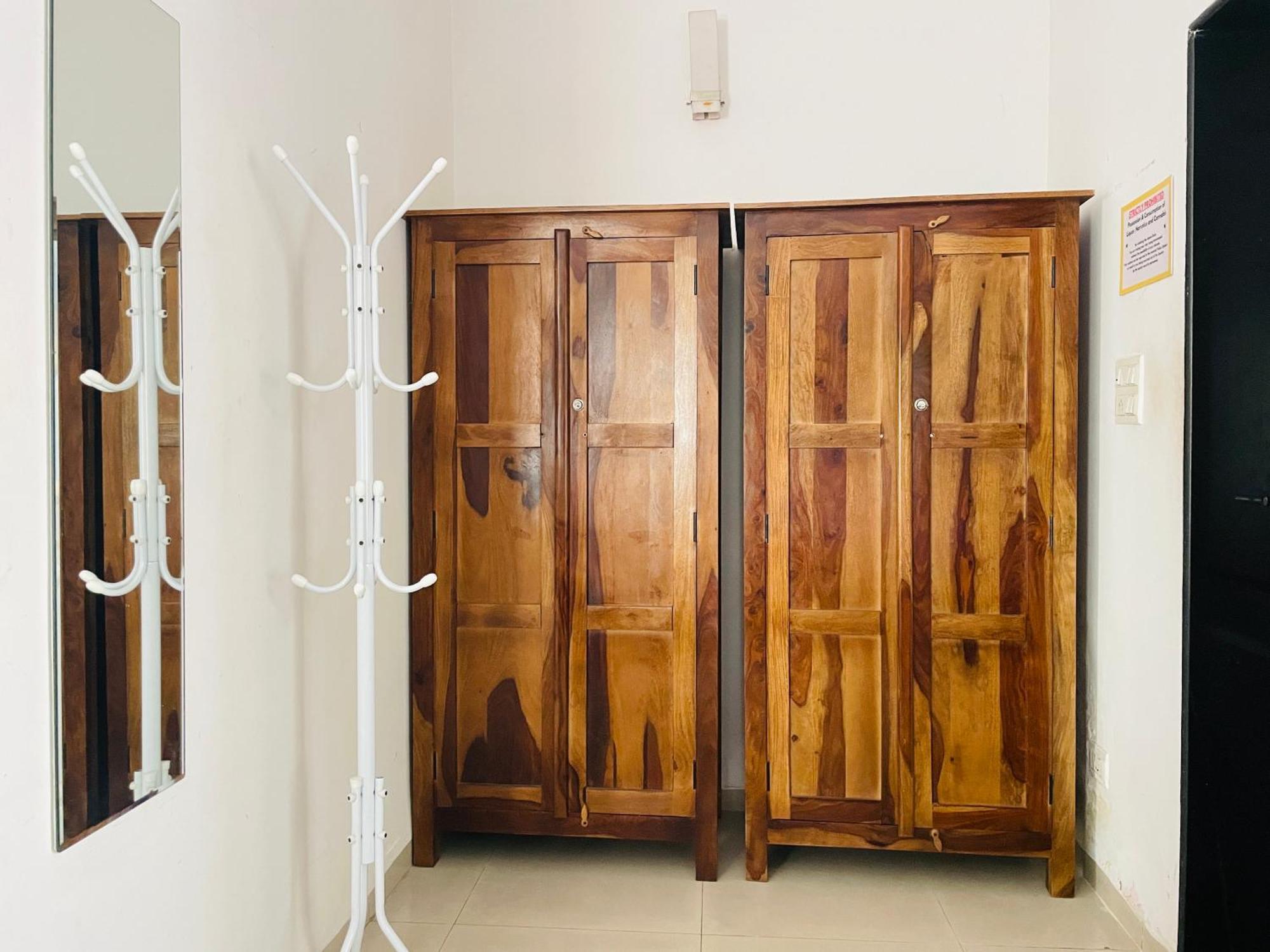 Lifespace- Spacious Hostel In A Luxurious Villa Pune Exteriör bild